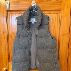 Old Navy Gray Puffer Vest